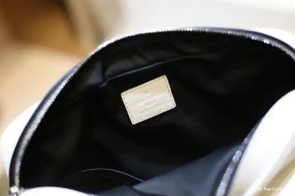 AAA Replica Ru Louis Messenger Vuitton 0624